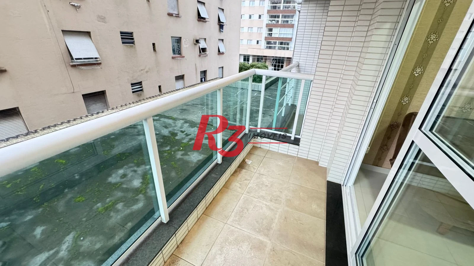 Apartamento com 1 dormitório à venda, 72 m² por R$ 615.000,00 - Boqueirão - Santos/SP