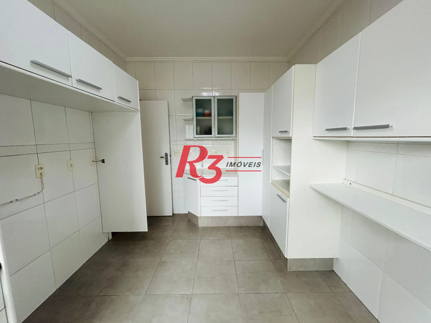 Apartamento com 3 dormitórios à venda, 138 m² por R$ 1.350.000 - Boqueirão - Santos/SP