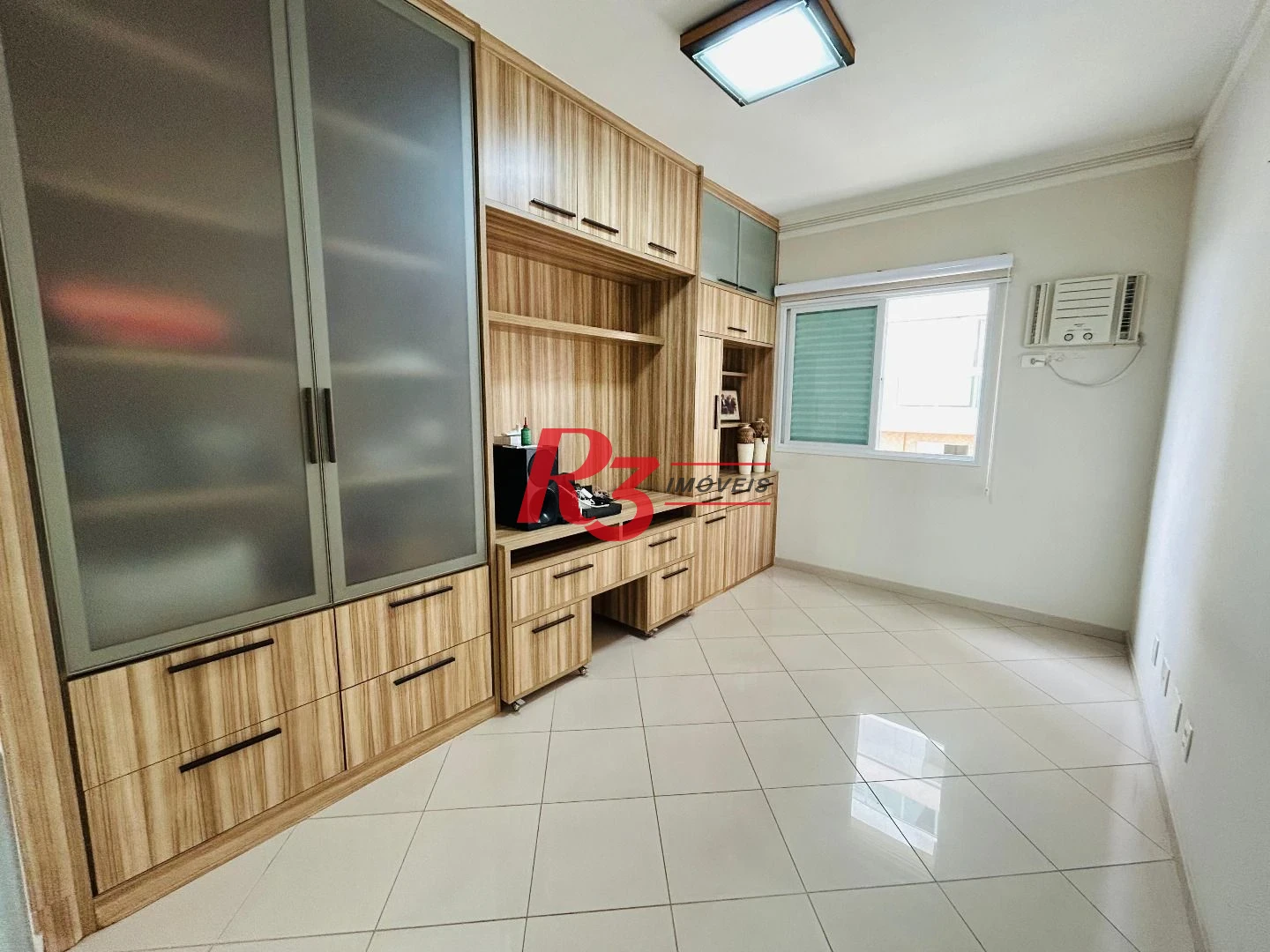 Apartamento com 3 dormitórios à venda, 138 m² por R$ 1.350.000 - Boqueirão - Santos/SP