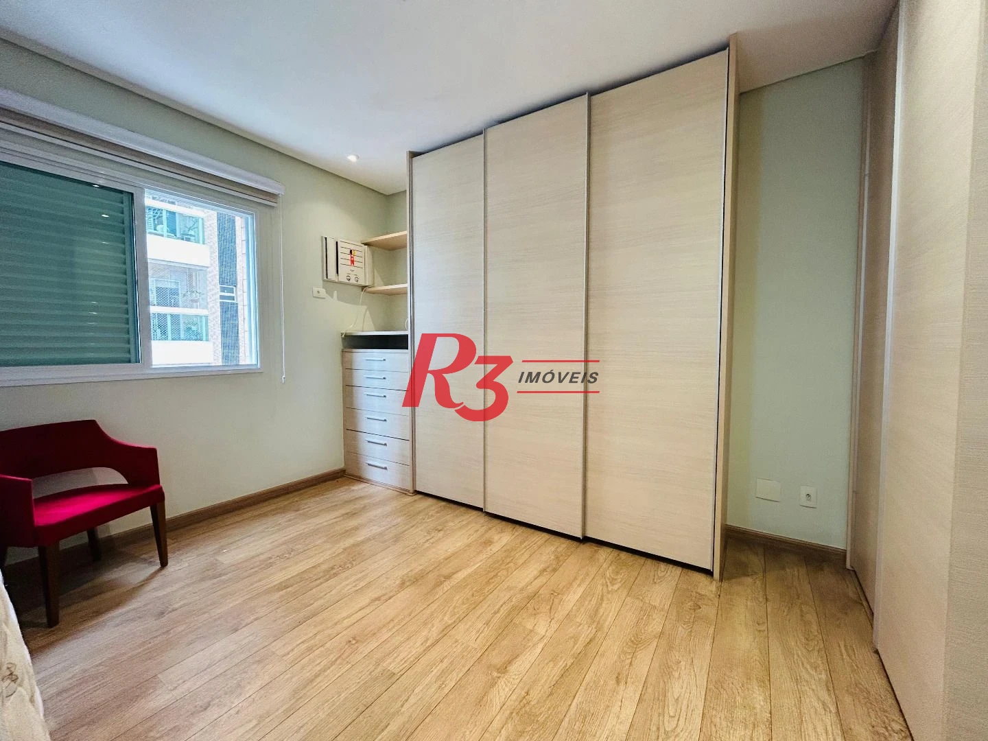 Apartamento com 3 dormitórios à venda, 138 m² por R$ 1.350.000 - Boqueirão - Santos/SP