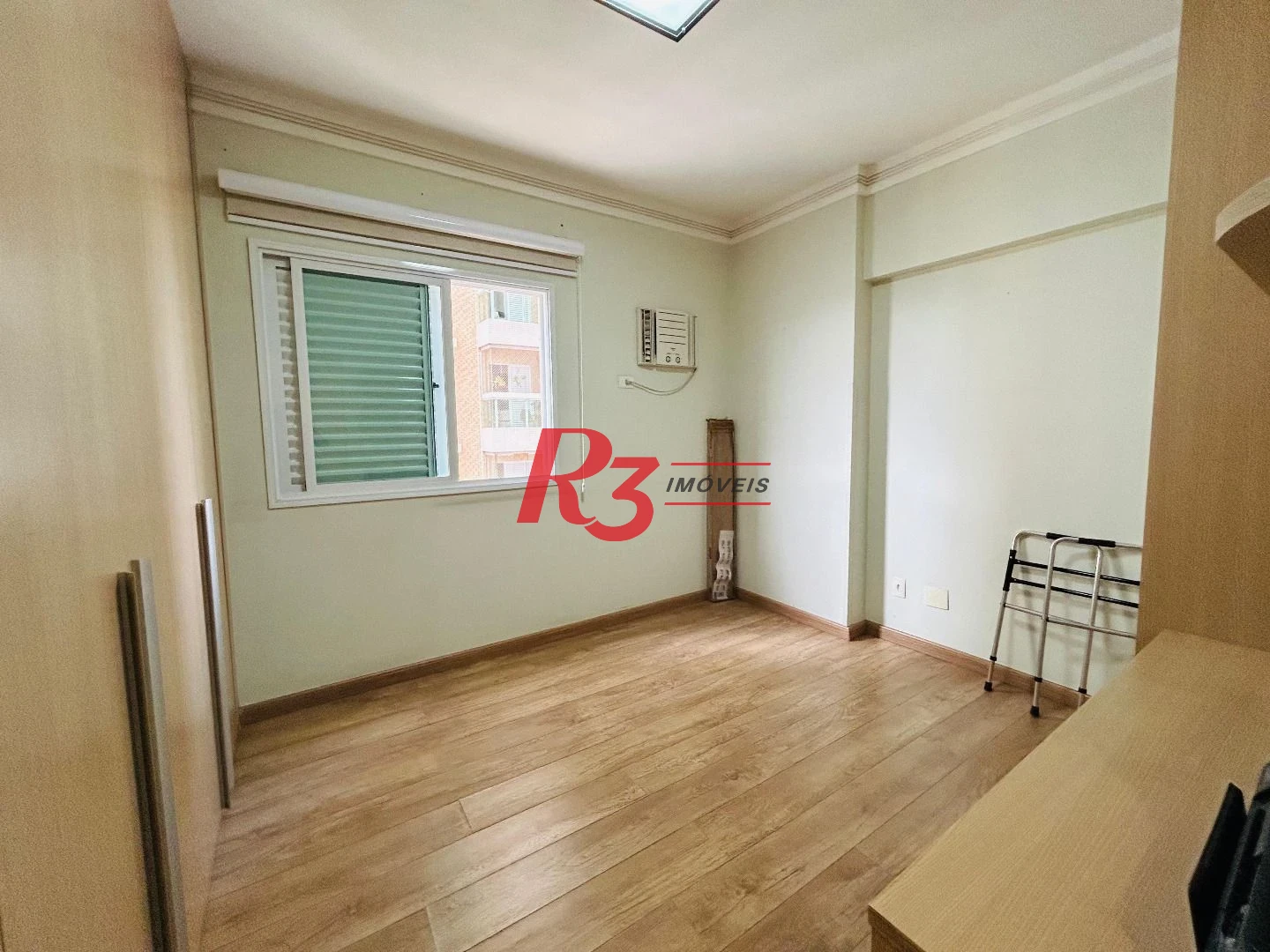 Apartamento com 3 dormitórios à venda, 138 m² por R$ 1.350.000 - Boqueirão - Santos/SP