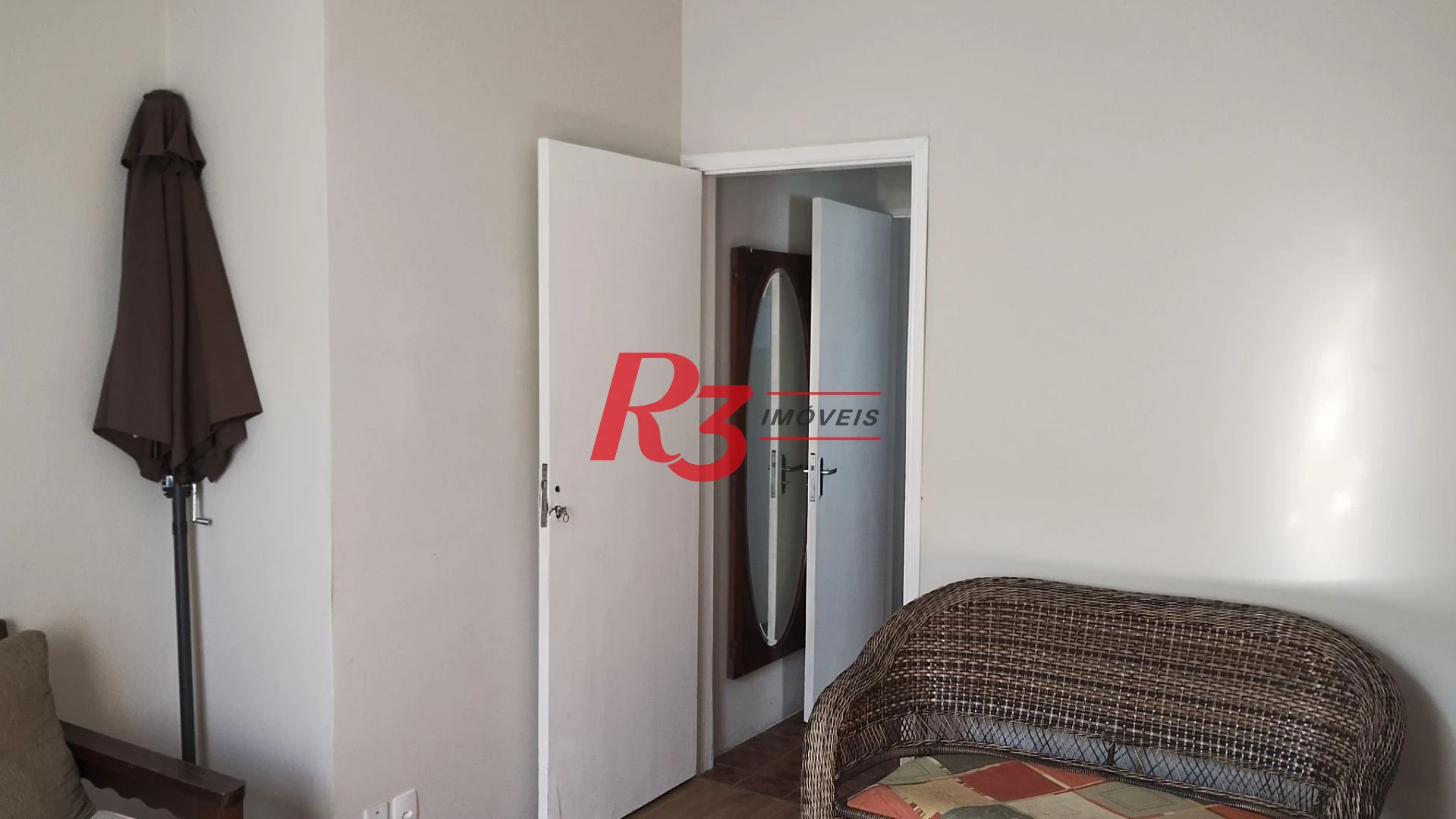 Casa com 2 dormitórios, 120 m² - venda por R$ 990.000,00 ou aluguel por R$ 4.600,00/mês - Vila Valença - São Vicente/SP