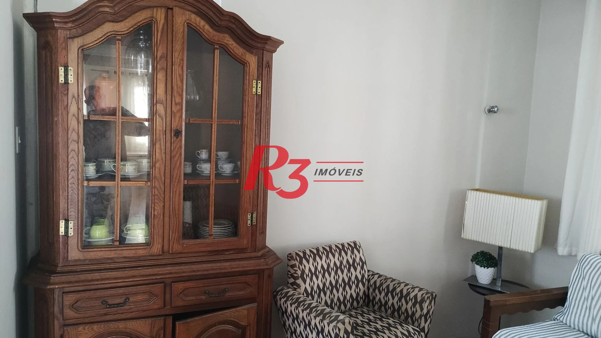 Casa com 2 dormitórios, 120 m² - venda por R$ 990.000,00 ou aluguel por R$ 4.600,00/mês - Vila Valença - São Vicente/SP