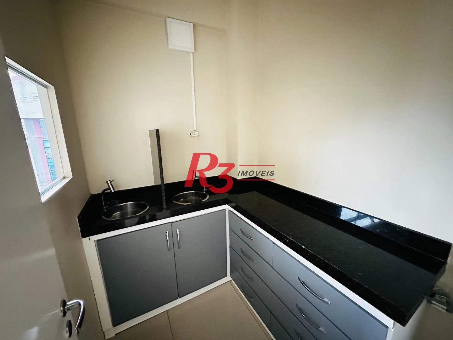 Sala para alugar, 60 m² por R$ 3.000,00/mês - Boqueirão - Santos/SP