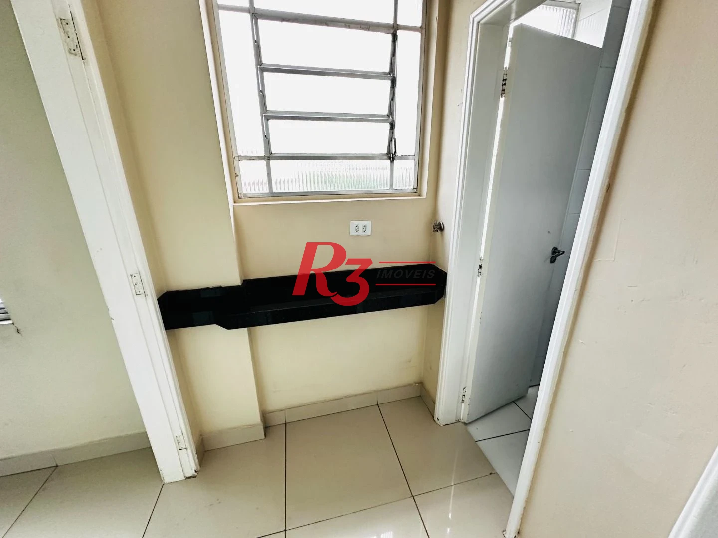 Sala para alugar, 60 m² por R$ 3.000,00/mês - Boqueirão - Santos/SP