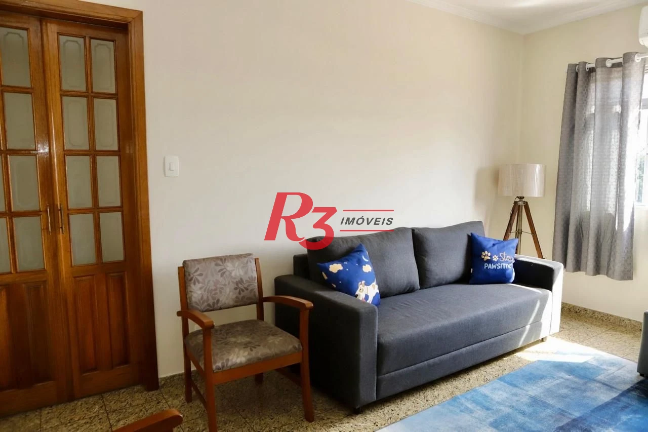 Apartamento à Venda, 2 dormitórios Vista Livre, Ambientes Reformados, Terraço para Lazer e Localização Privilegiada Embaré