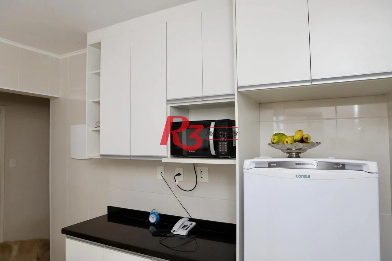 Apartamento à Venda, 2 dormitórios Vista Livre, Ambientes Reformados, Terraço para Lazer e Localização Privilegiada Embaré