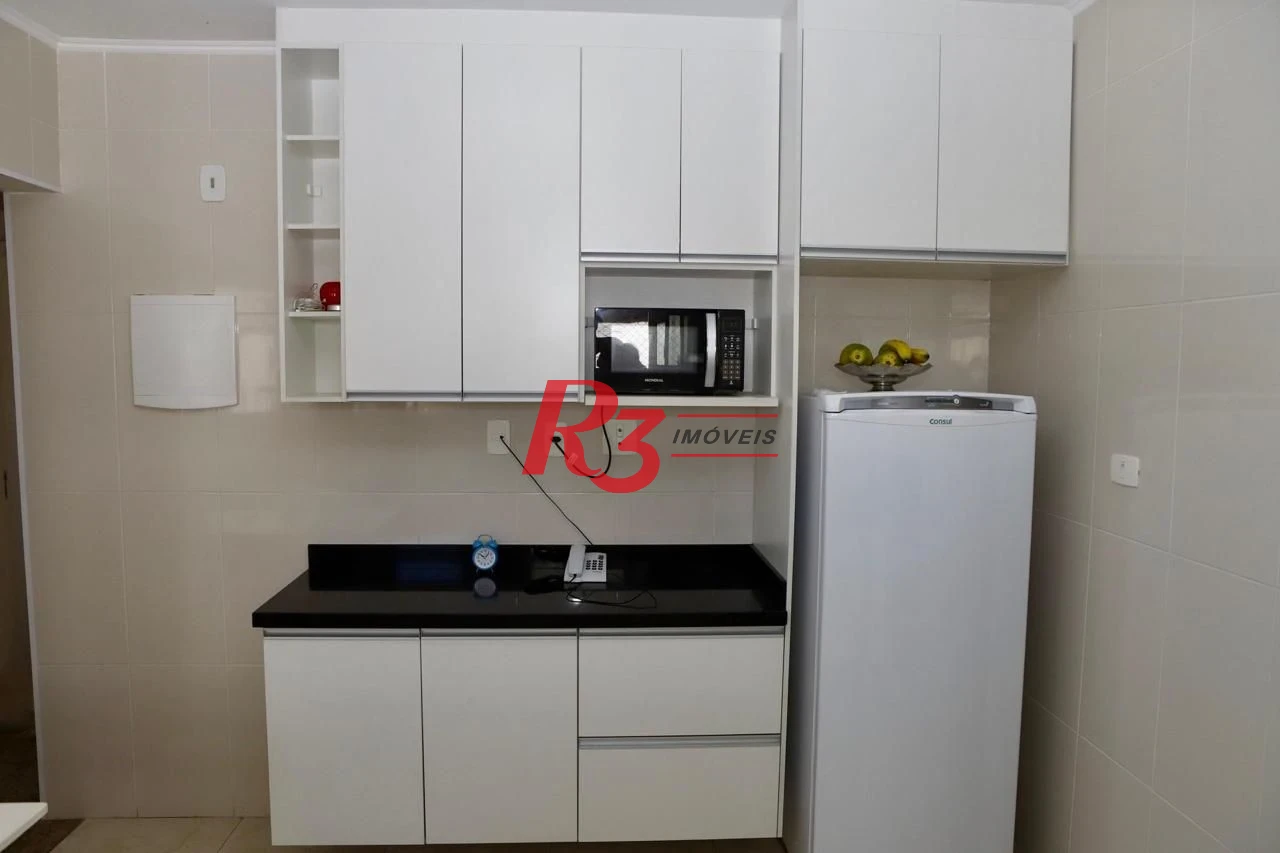 Apartamento à Venda, 2 dormitórios Vista Livre, Ambientes Reformados, Terraço para Lazer e Localização Privilegiada Embaré