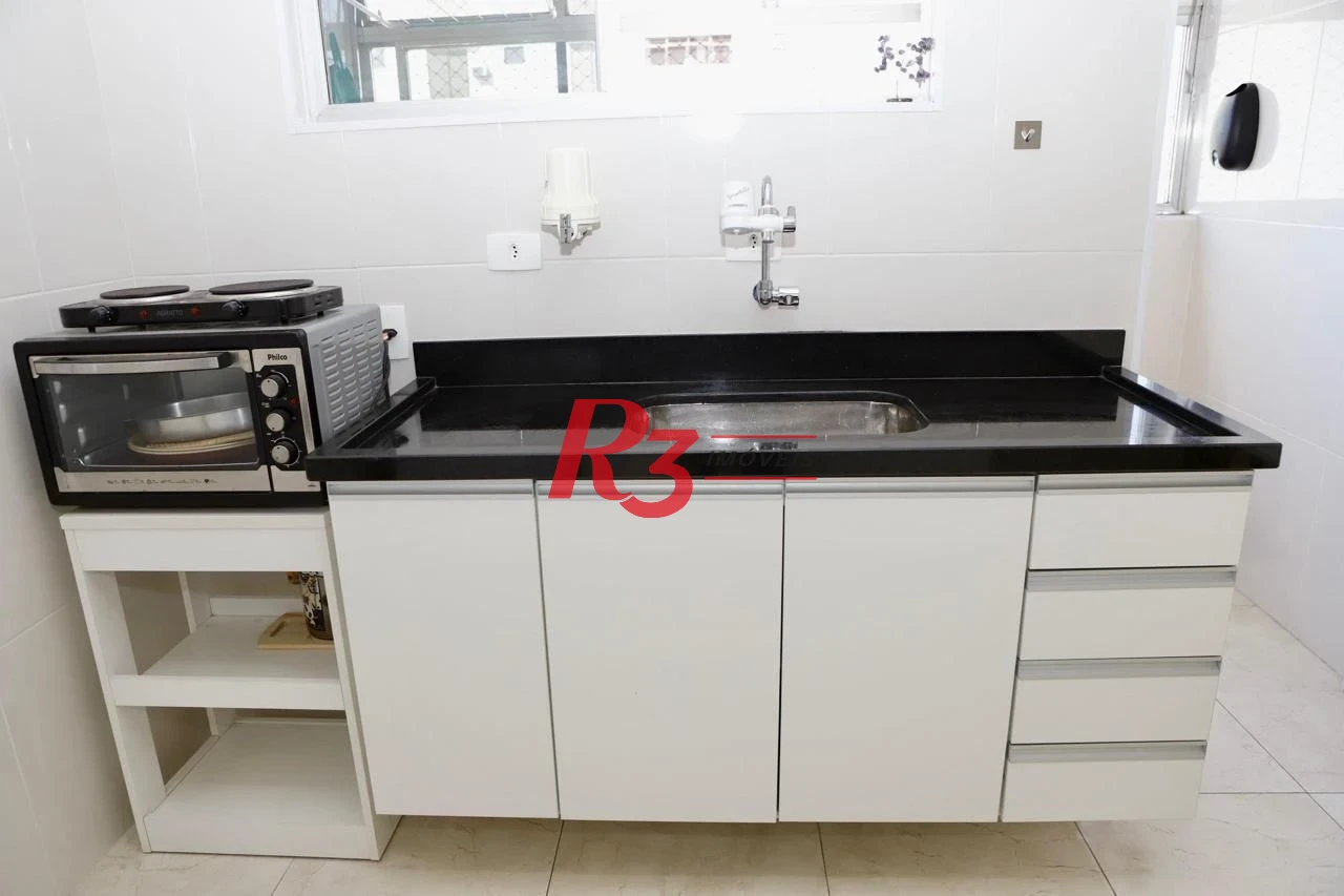 Apartamento à Venda, 2 dormitórios Vista Livre, Ambientes Reformados, Terraço para Lazer e Localização Privilegiada Embaré
