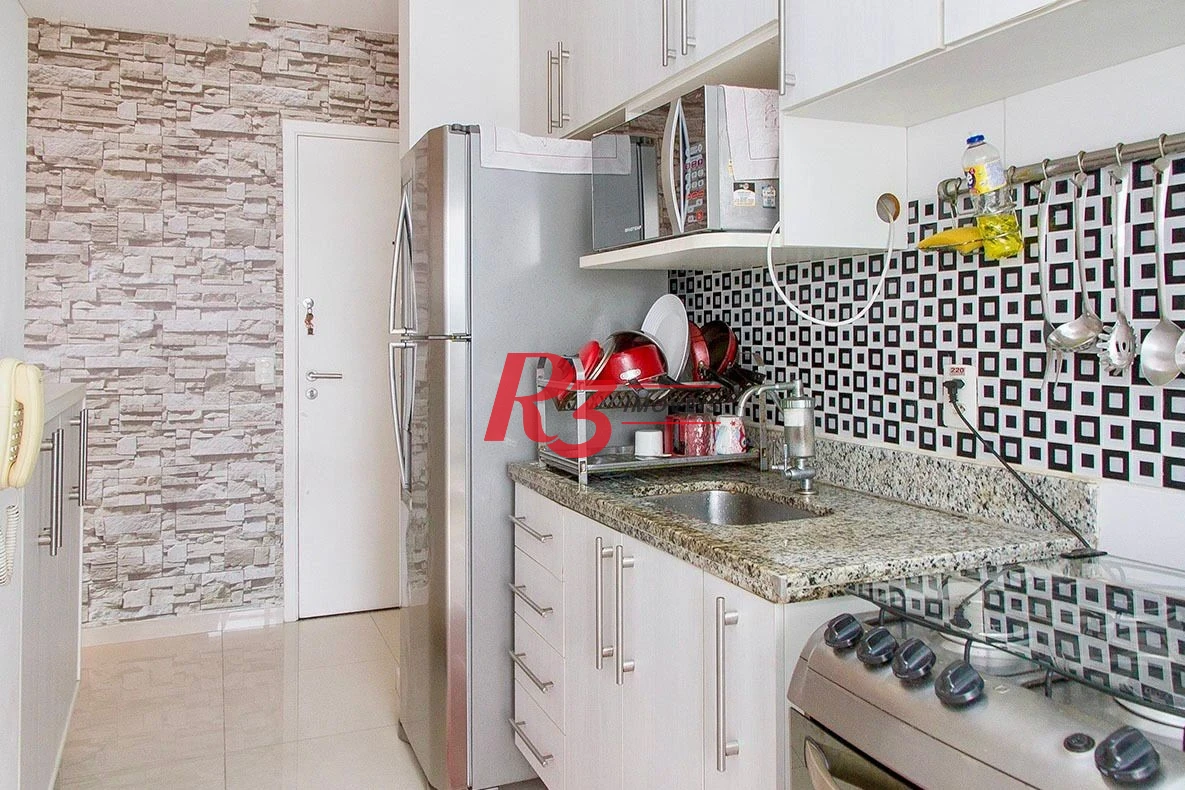 Apartamento com 2 dormitórios à venda, 70 m² por R$ 550.000,00 - Vila Matias - Santos/SP