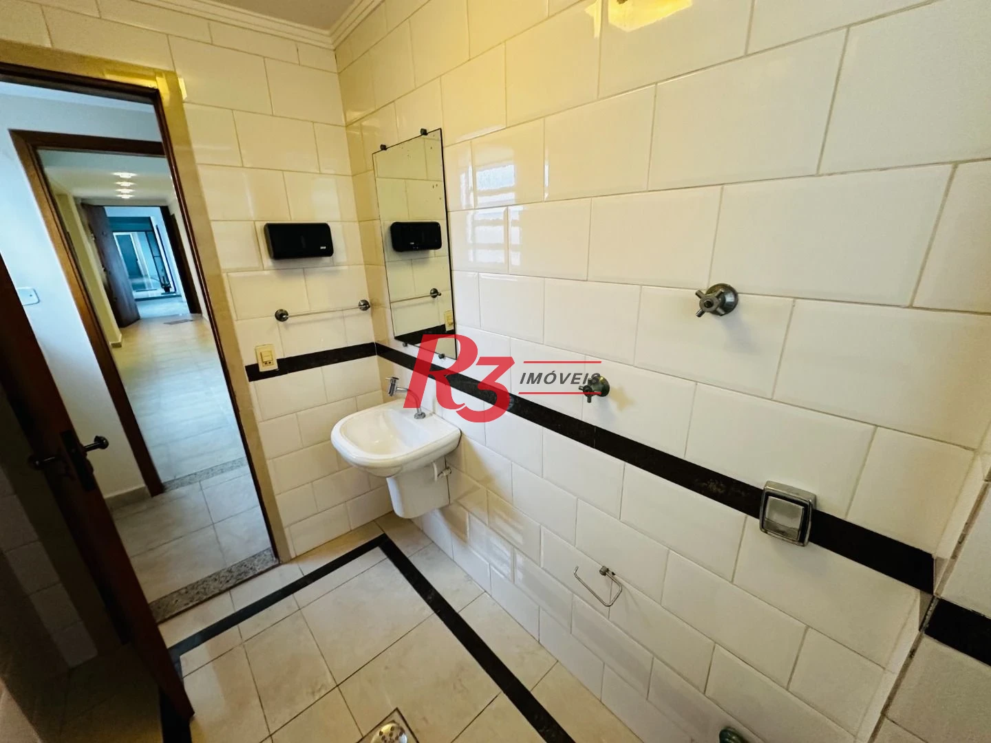 Conjunto para alugar, 120 m² por R$ 4.900,00/mês - Boqueirão - Santos/SP