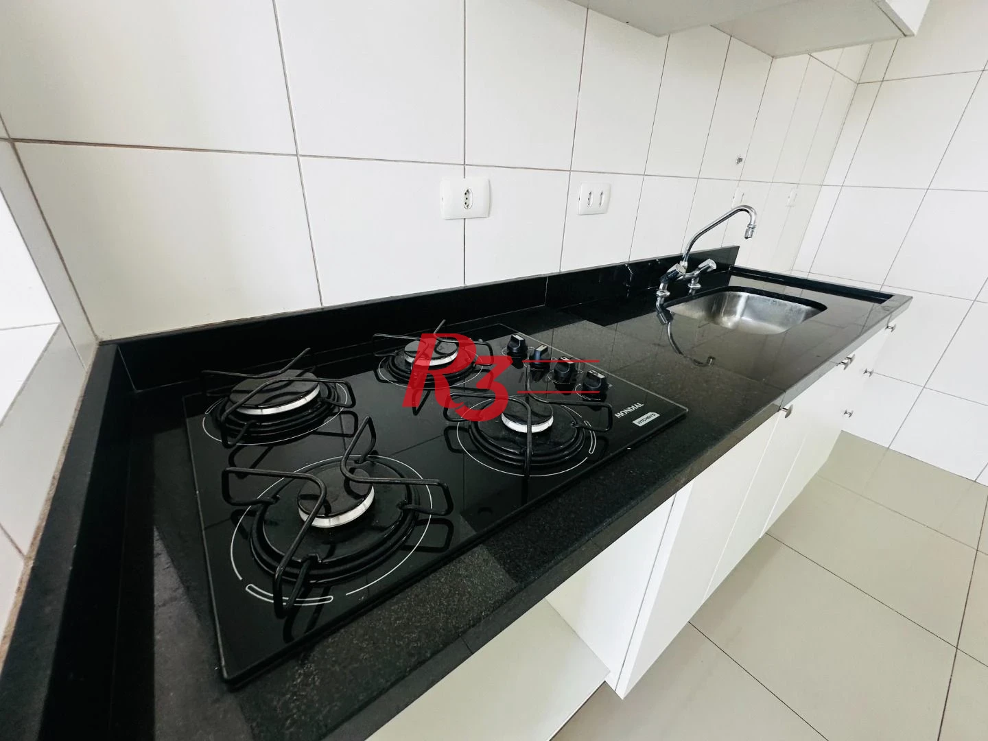 Apartamento com 2 dormitórios para alugar, 59 m² por R$ 5.143,03/mês - Vila Matias - Santos/SP