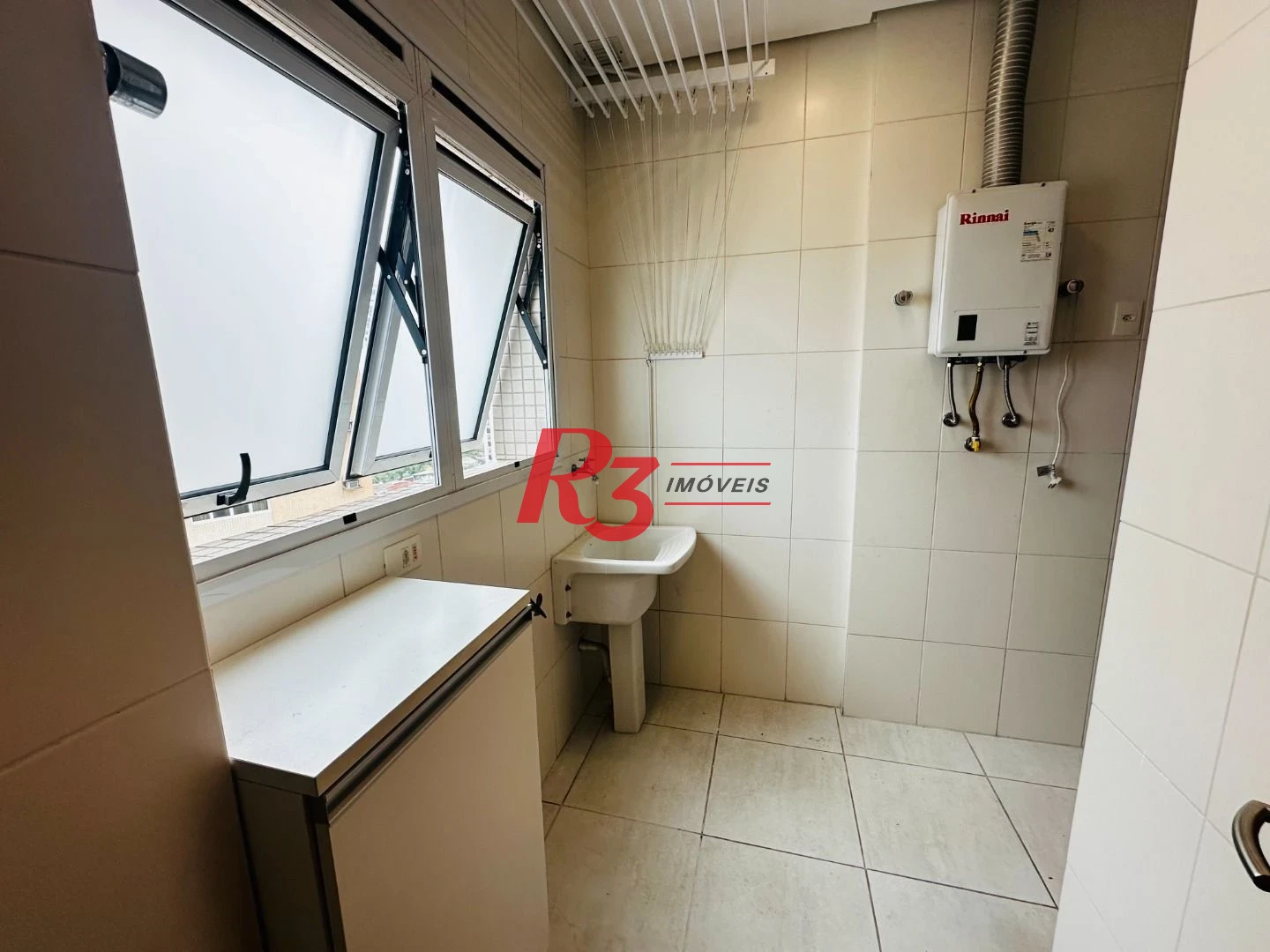 Apartamento com 3 dormitórios para alugar, 93 m² por R$ 7.465,00/mês - Boqueirão - Santos/SP