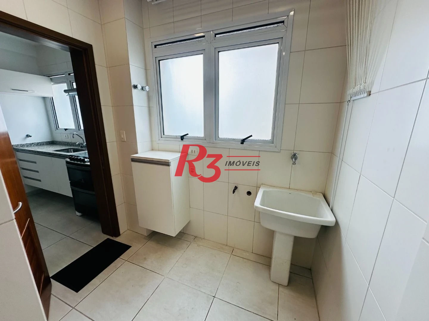 Apartamento com 3 dormitórios para alugar, 93 m² por R$ 7.465,00/mês - Boqueirão - Santos/SP