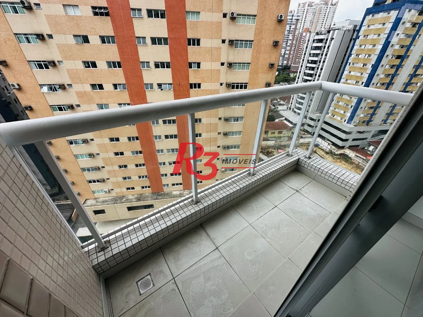 Apartamento com 3 dormitórios para alugar, 93 m² por R$ 7.465,00/mês - Boqueirão - Santos/SP