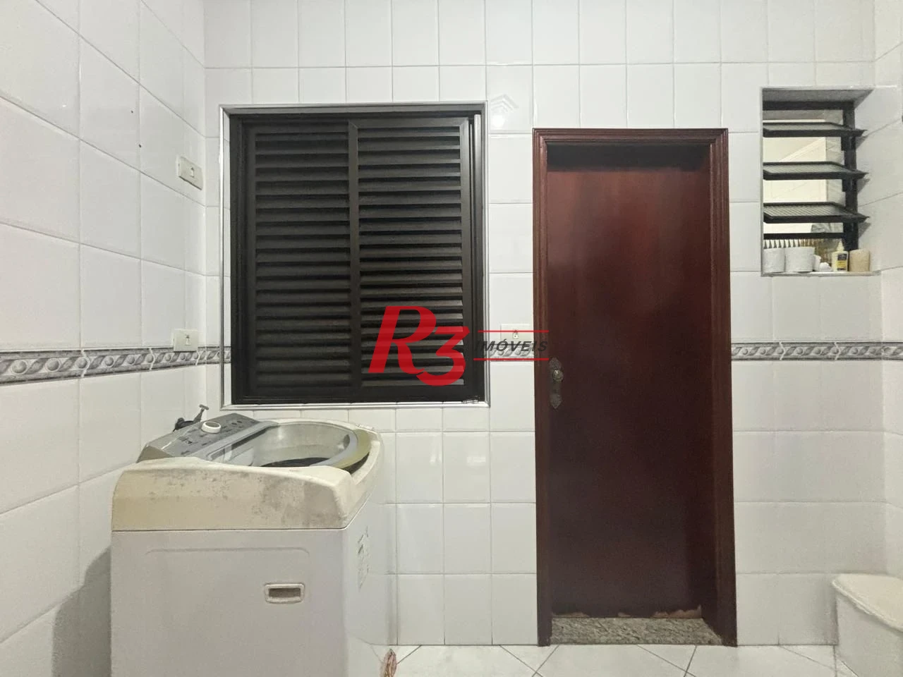 Casa com 3 dormitórios à venda, 127 m² por R$ 890.000,00 - Aparecida - Santos/SP