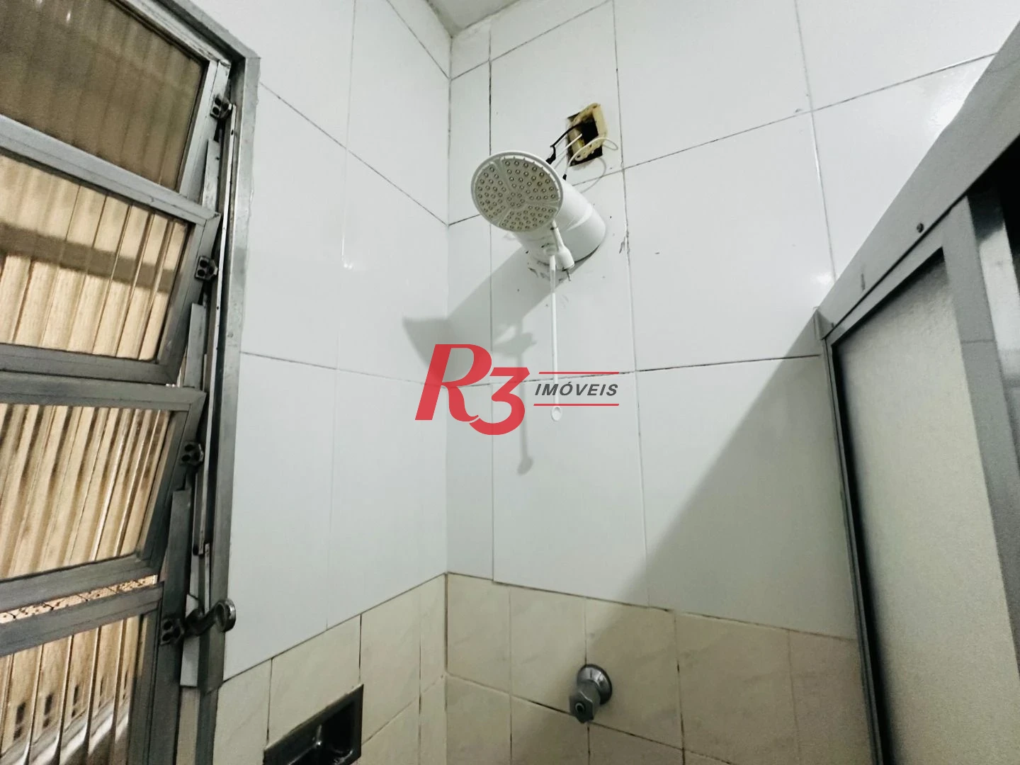 Apartamento com 1 dormitório, 65 m² - venda por R$ 535.000,00 ou aluguel por R$ 3.000,02/mês - Boqueirão - Santos/SP