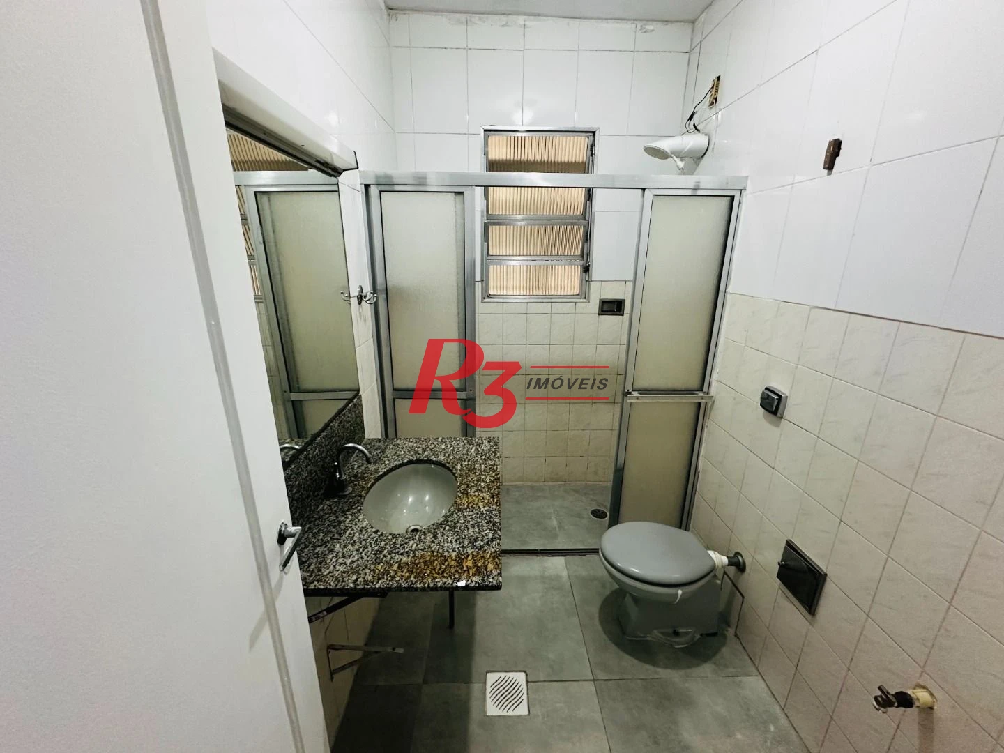 Apartamento com 1 dormitório, 65 m² - venda por R$ 535.000,00 ou aluguel por R$ 3.000,02/mês - Boqueirão - Santos/SP