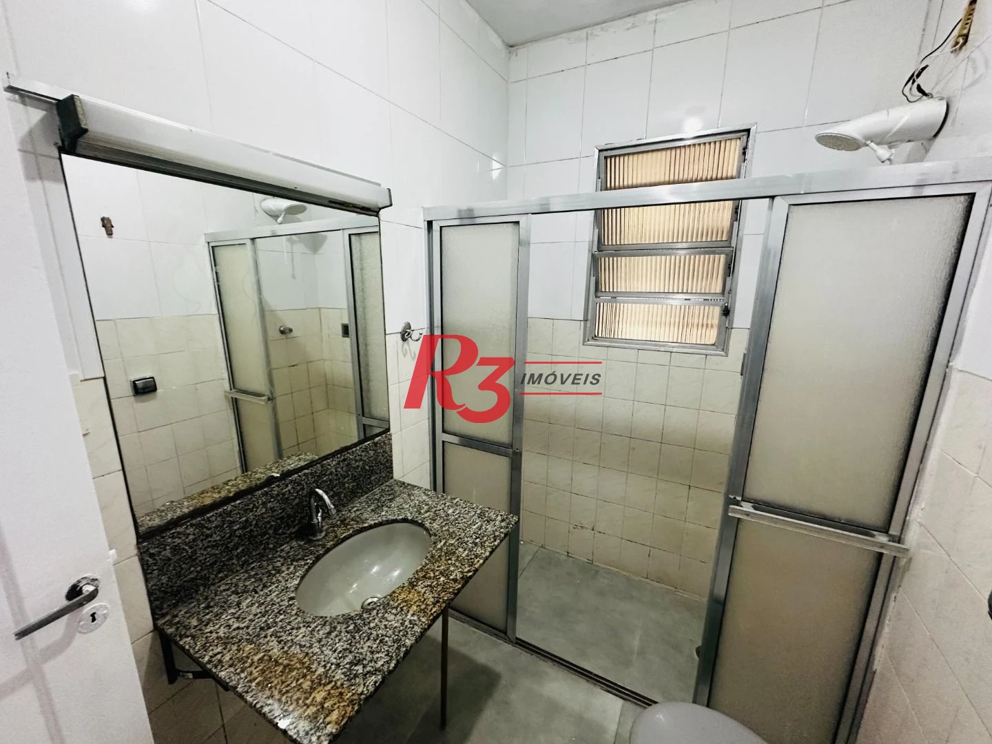 Apartamento com 1 dormitório, 65 m² - venda por R$ 535.000,00 ou aluguel por R$ 3.000,02/mês - Boqueirão - Santos/SP