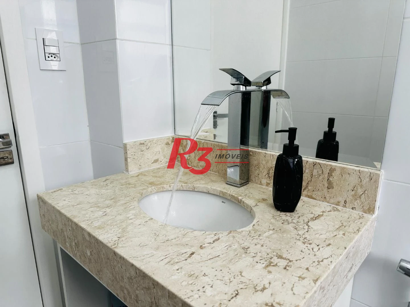 Apartamento com 1 dormitório à venda, 60 m² por R$ 460.000,00 - Gonzaga - Santos/SP