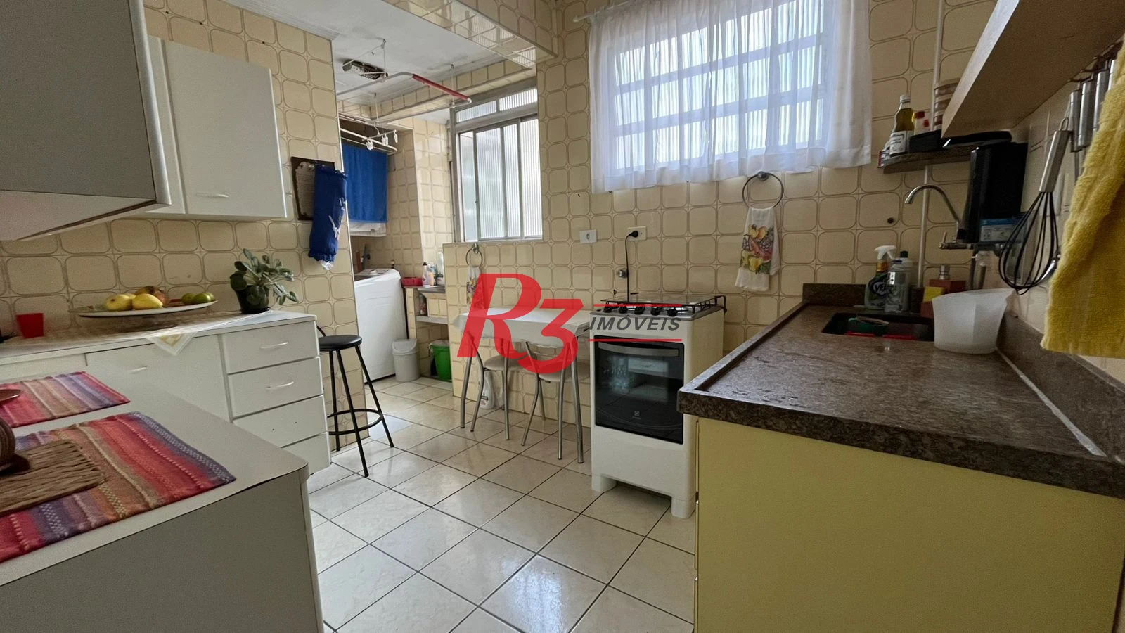 Apartamento à venda, 75 m² por R$ 550.000,00 - Gonzaga - Santos/SP