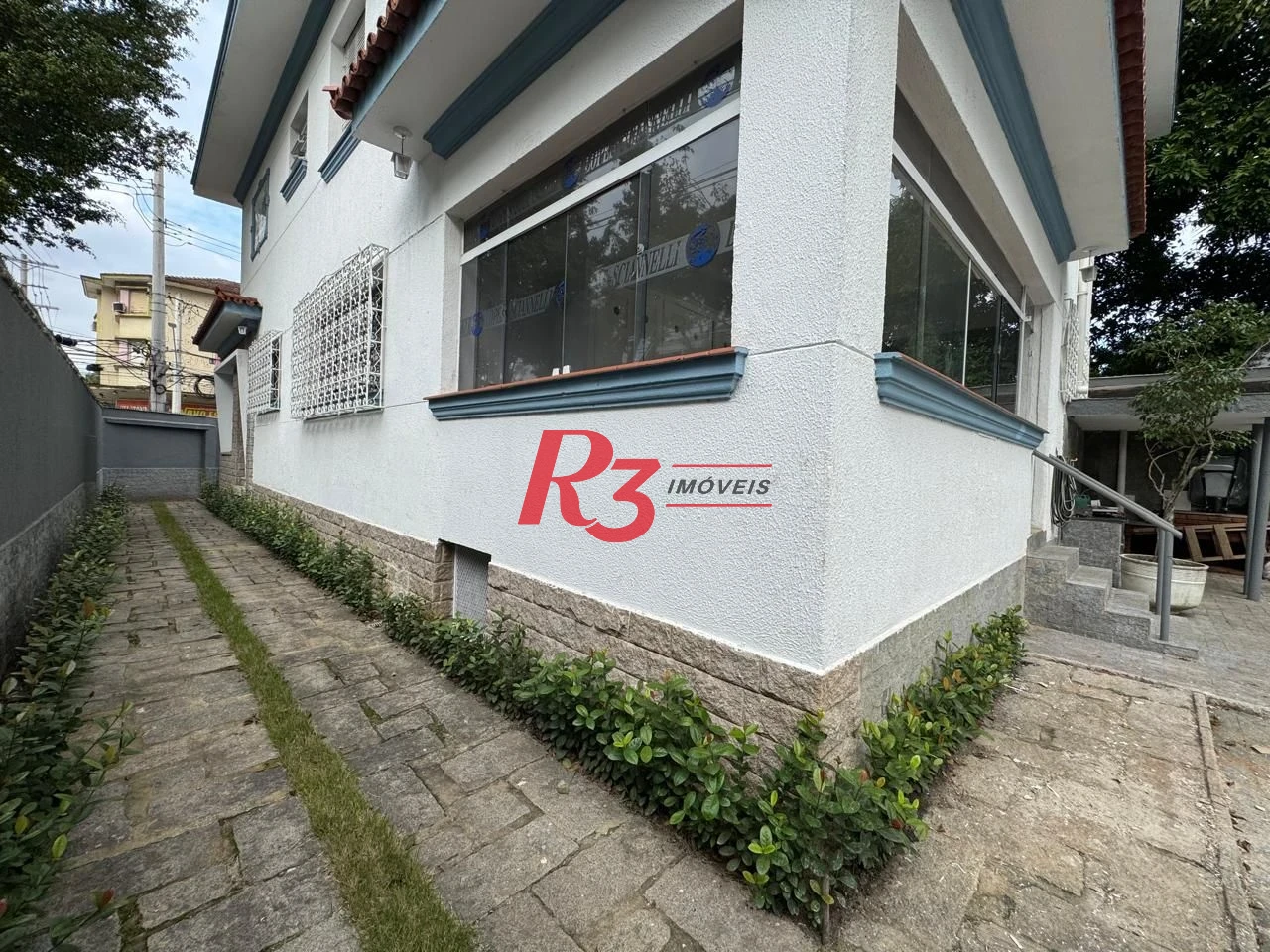 Sobrado para alugar, 336 m² por R$ 15.000,00/mês - Vila Matias - Santos/SP