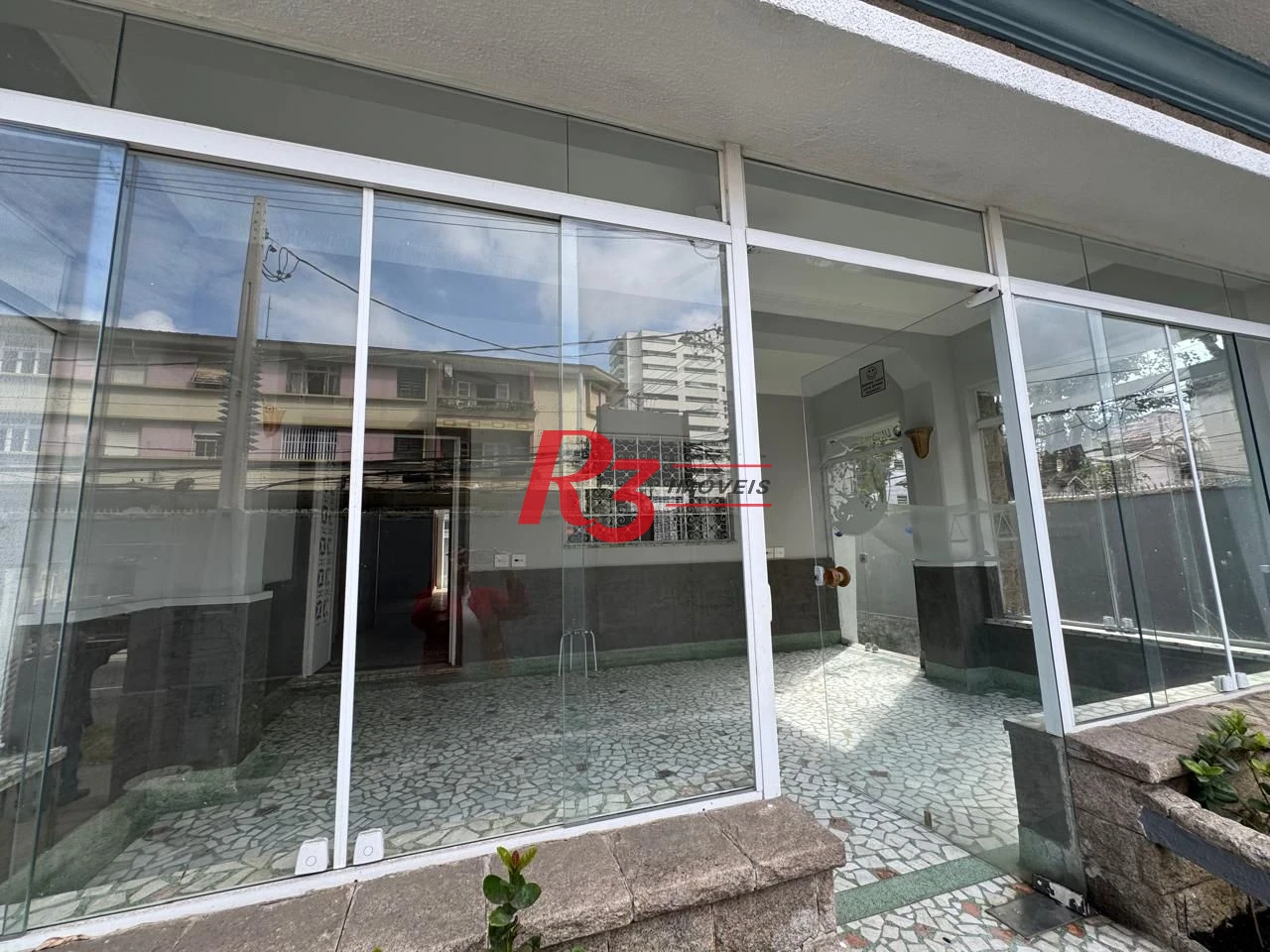 Sobrado para alugar, 336 m² por R$ 15.000,00/mês - Vila Matias - Santos/SP