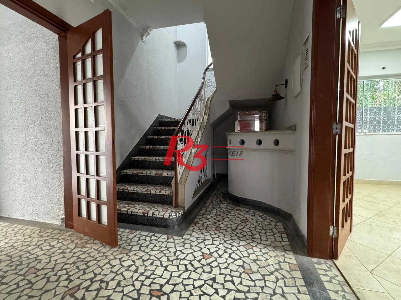 Sobrado para alugar, 336 m² por R$ 15.000,00/mês - Vila Matias - Santos/SP
