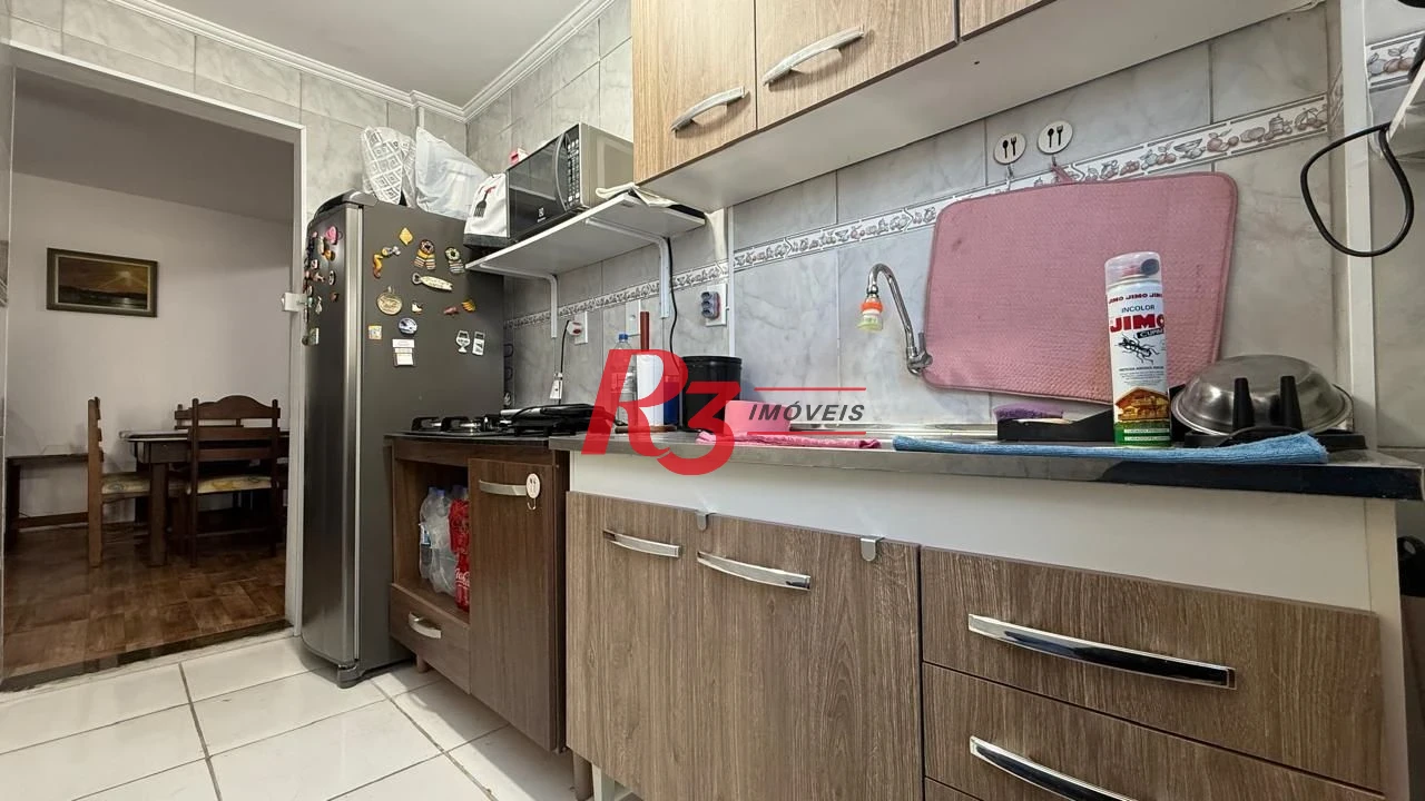 Apartamento com 2 dormitórios à venda, 64 m² por R$ 575.000,00 - Embaré - Santos/SP