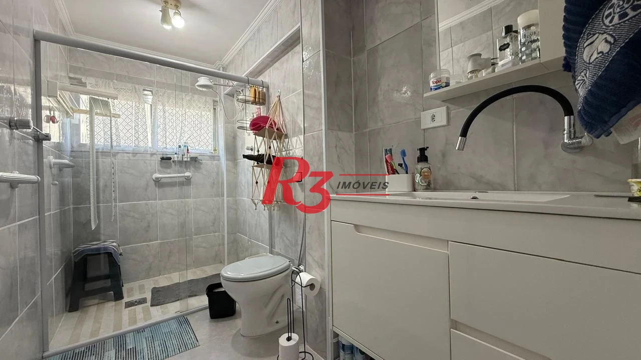 Apartamento com 2 dormitórios à venda, 64 m² por R$ 575.000,00 - Embaré - Santos/SP