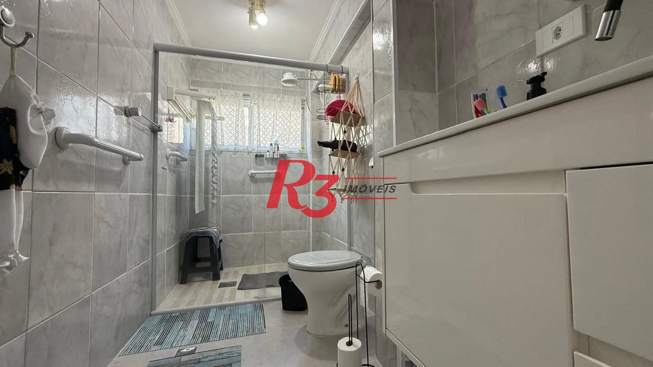 Apartamento com 2 dormitórios à venda, 64 m² por R$ 575.000,00 - Embaré - Santos/SP