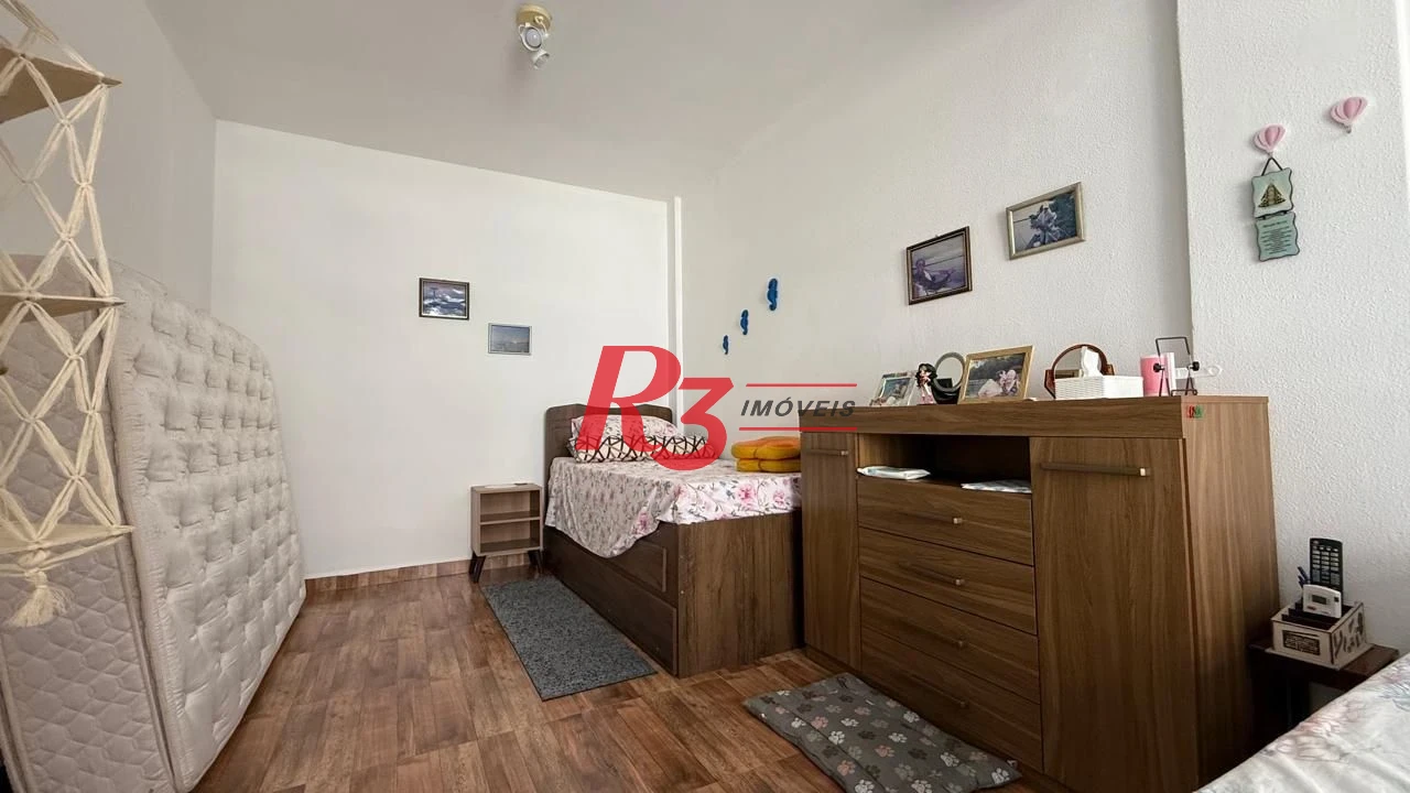 Apartamento com 2 dormitórios à venda, 64 m² por R$ 575.000,00 - Embaré - Santos/SP
