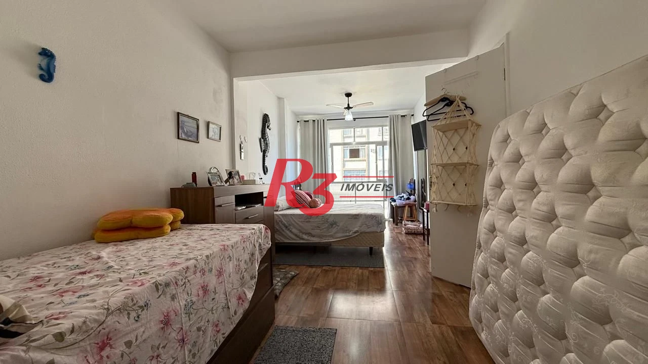 Apartamento com 2 dormitórios à venda, 64 m² por R$ 575.000,00 - Embaré - Santos/SP