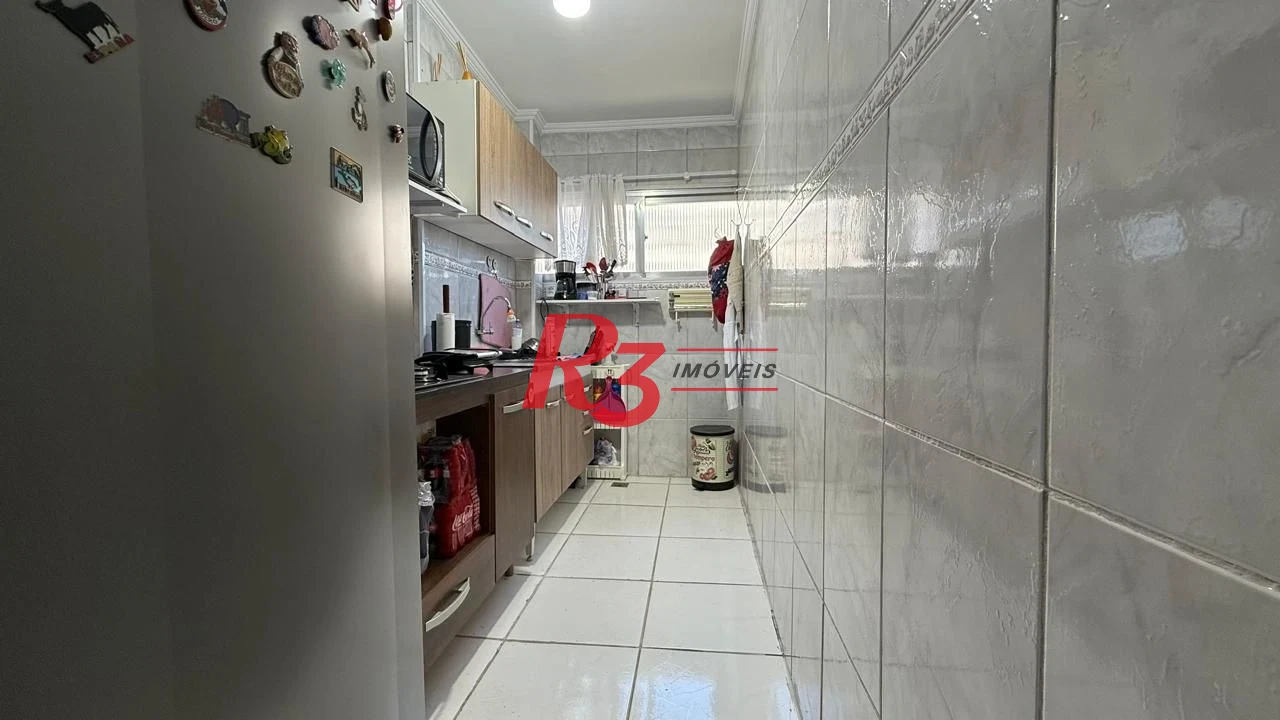Apartamento com 2 dormitórios à venda, 64 m² por R$ 575.000,00 - Embaré - Santos/SP