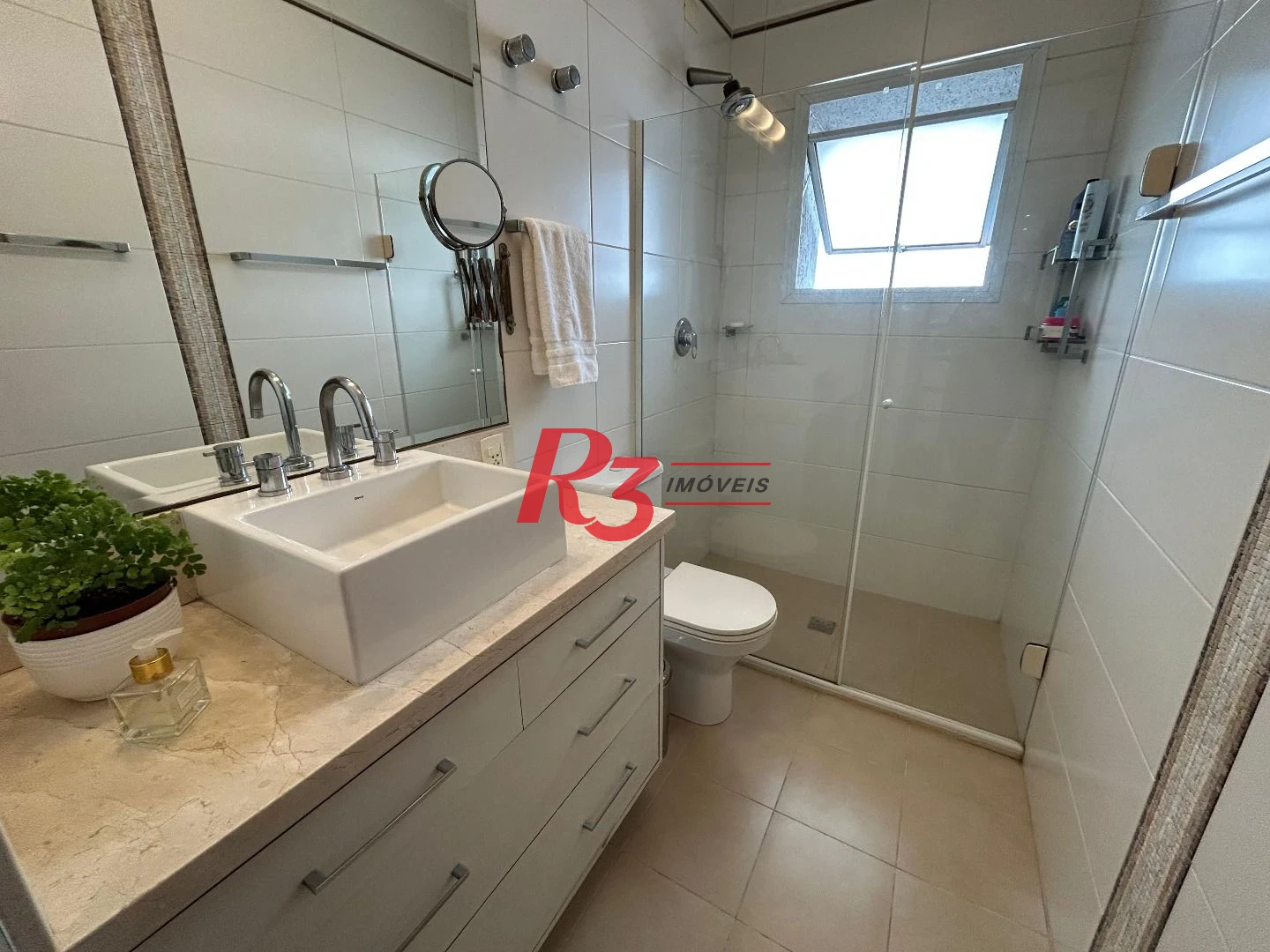 Cobertura com 3 dormitórios à venda, 258 m² por R$ 2.980.000,00 - Boqueirão - Santos/SP