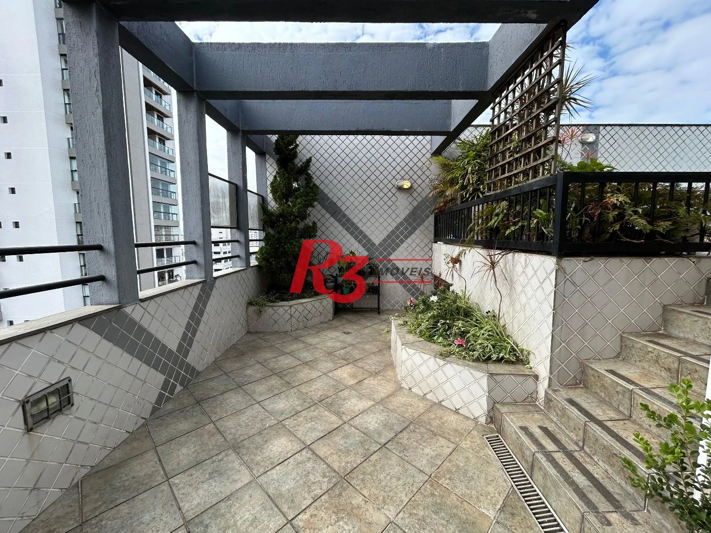Cobertura com 3 dormitórios à venda, 258 m² por R$ 2.980.000,00 - Boqueirão - Santos/SP