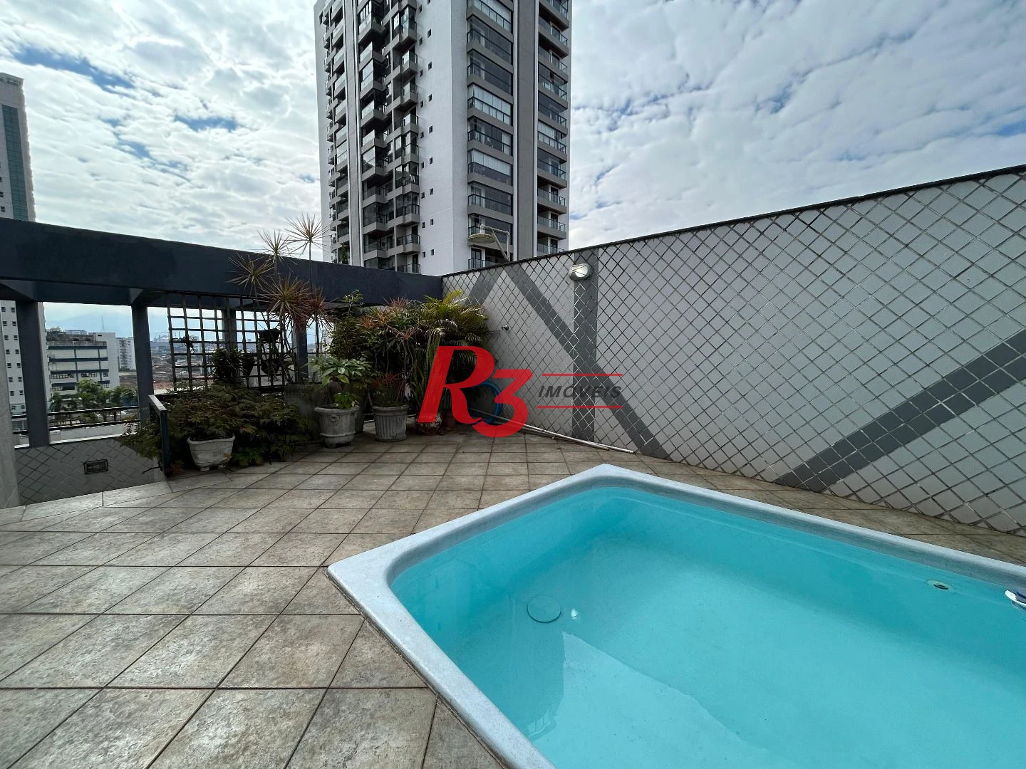 Cobertura com 3 dormitórios à venda, 258 m² por R$ 2.980.000,00 - Boqueirão - Santos/SP
