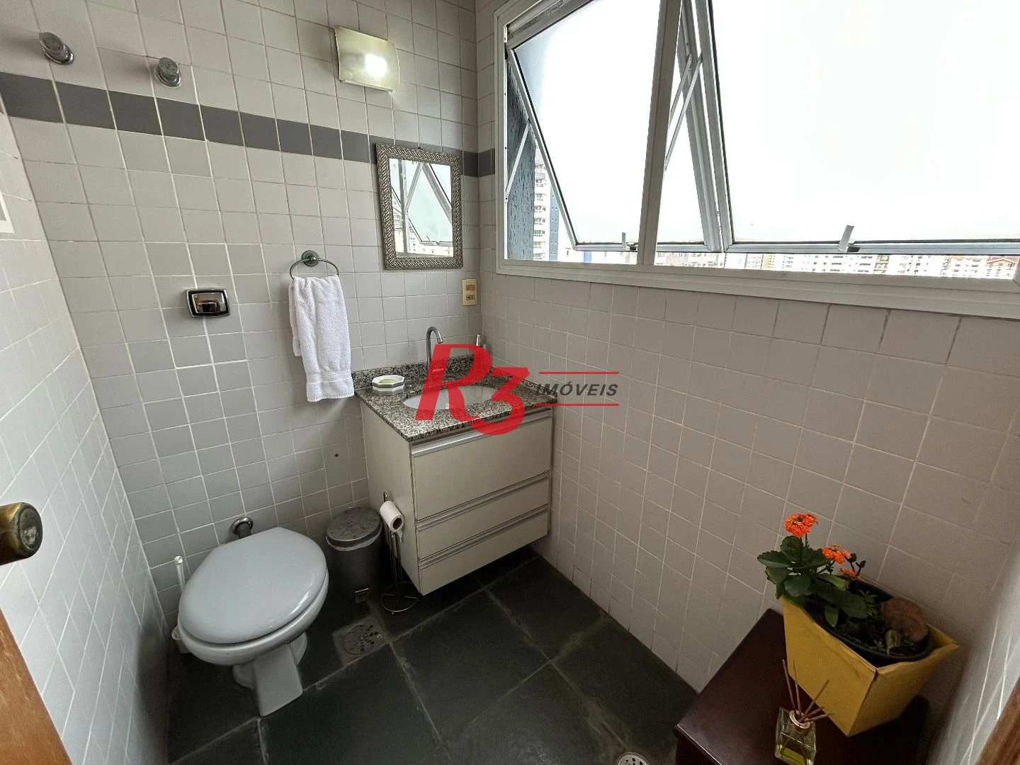 Cobertura com 3 dormitórios à venda, 258 m² por R$ 2.980.000,00 - Boqueirão - Santos/SP