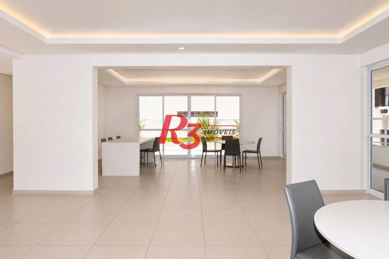 Apartamento com 2 dormitórios à venda, 72 m² por R$ 680.000,00 - José Menino - Santos/SP