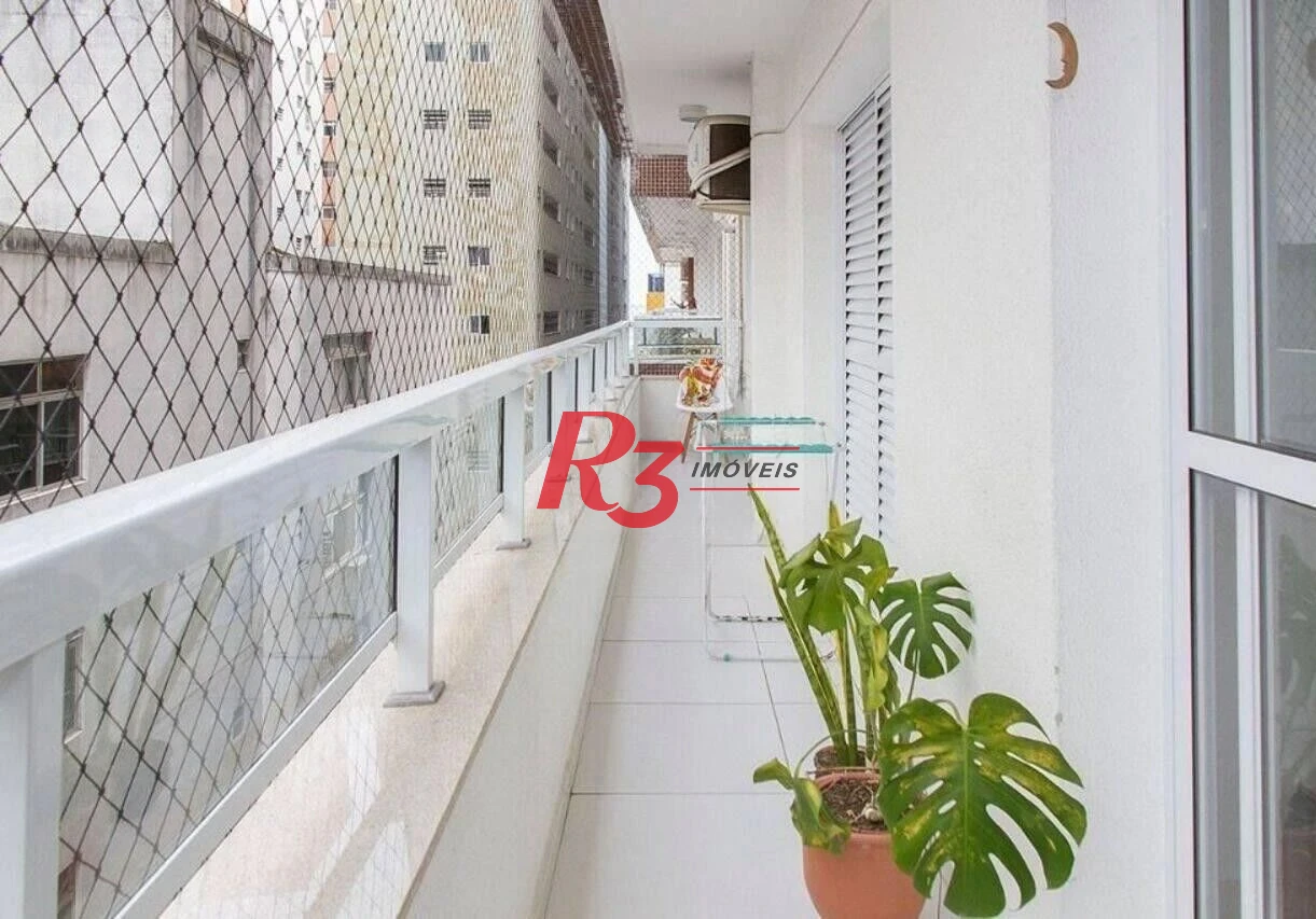 Apartamento com 2 dormitórios à venda, 72 m² por R$ 680.000,00 - José Menino - Santos/SP