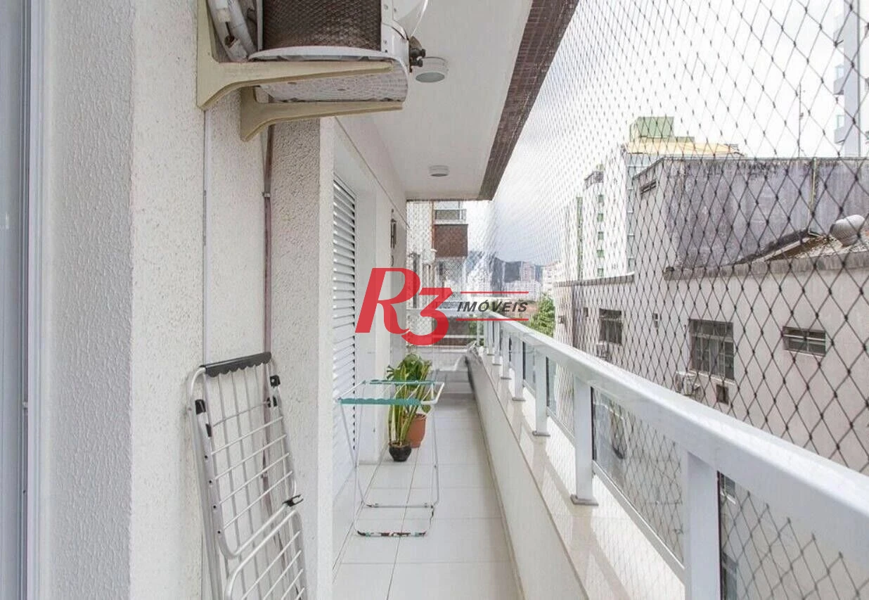 Apartamento com 2 dormitórios à venda, 72 m² por R$ 680.000,00 - José Menino - Santos/SP