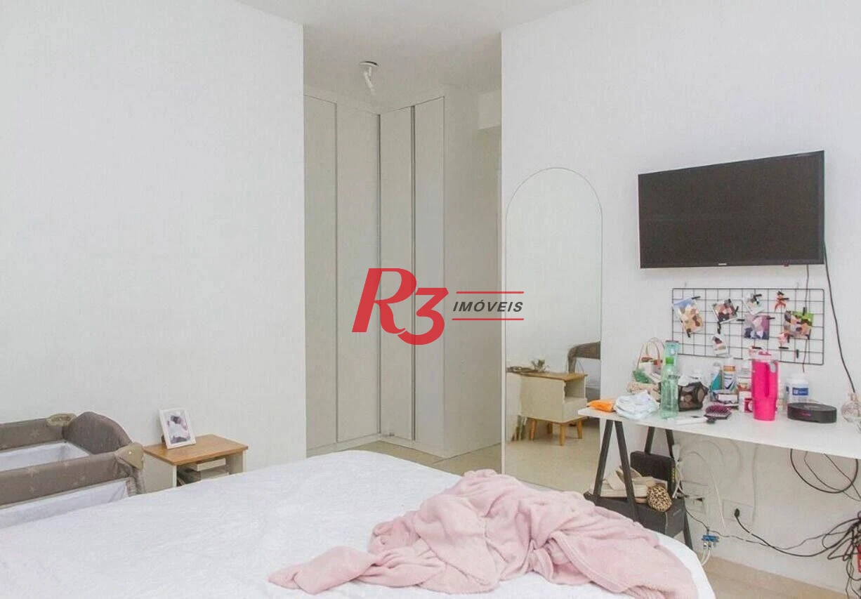 Apartamento com 2 dormitórios à venda, 72 m² por R$ 680.000,00 - José Menino - Santos/SP