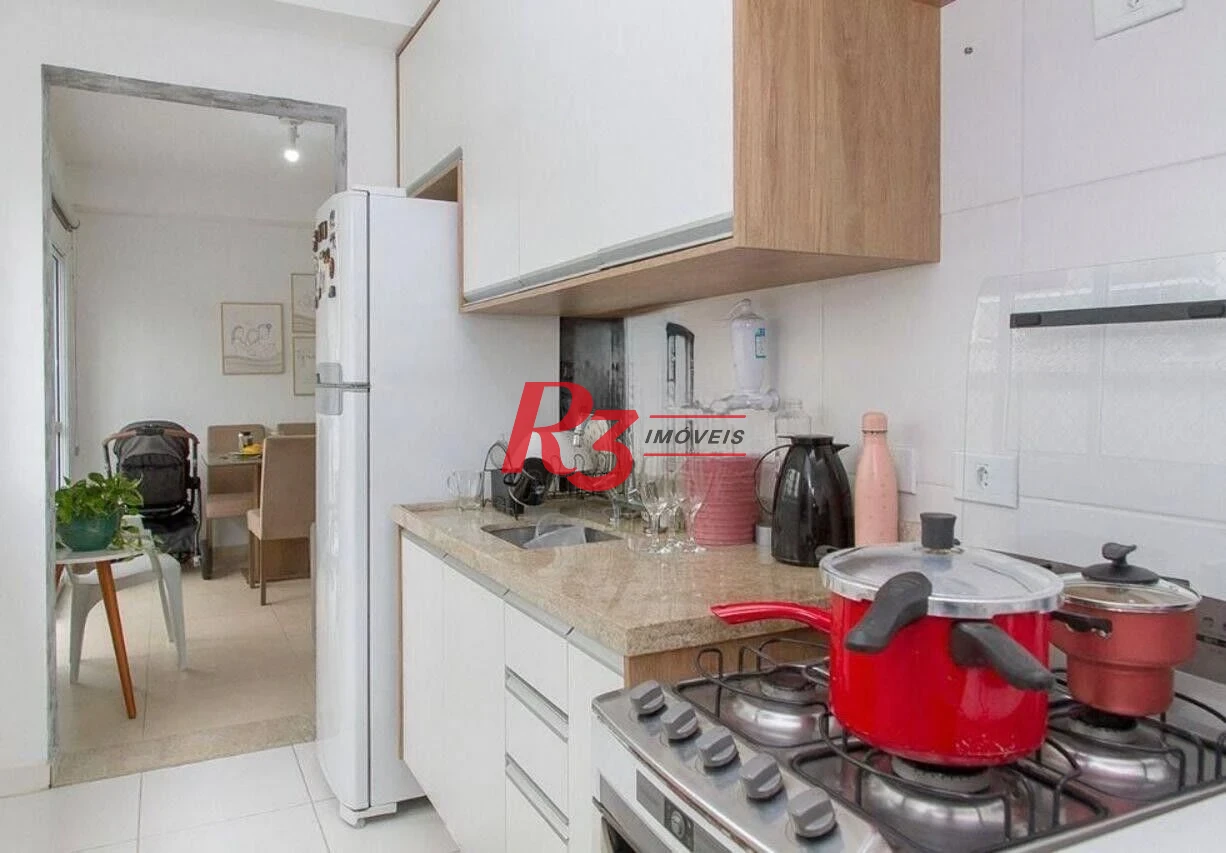 Apartamento com 2 dormitórios à venda, 72 m² por R$ 680.000,00 - José Menino - Santos/SP