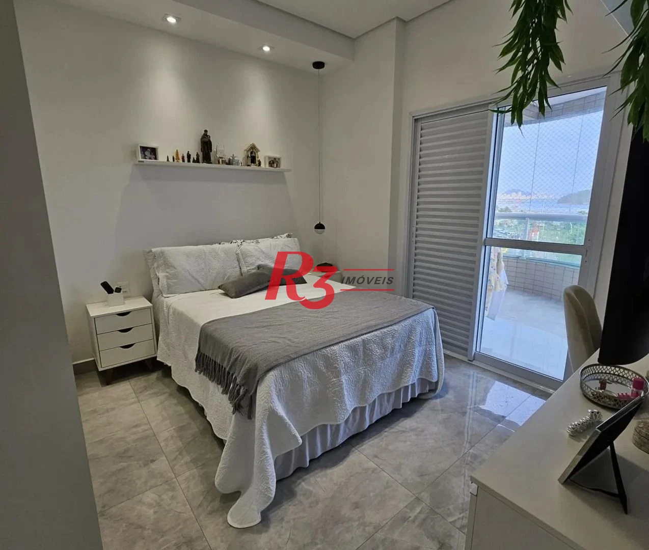Apartamento à venda, 108 m² por R$ 1.440.000,00 - Itararé - São Vicente/SP