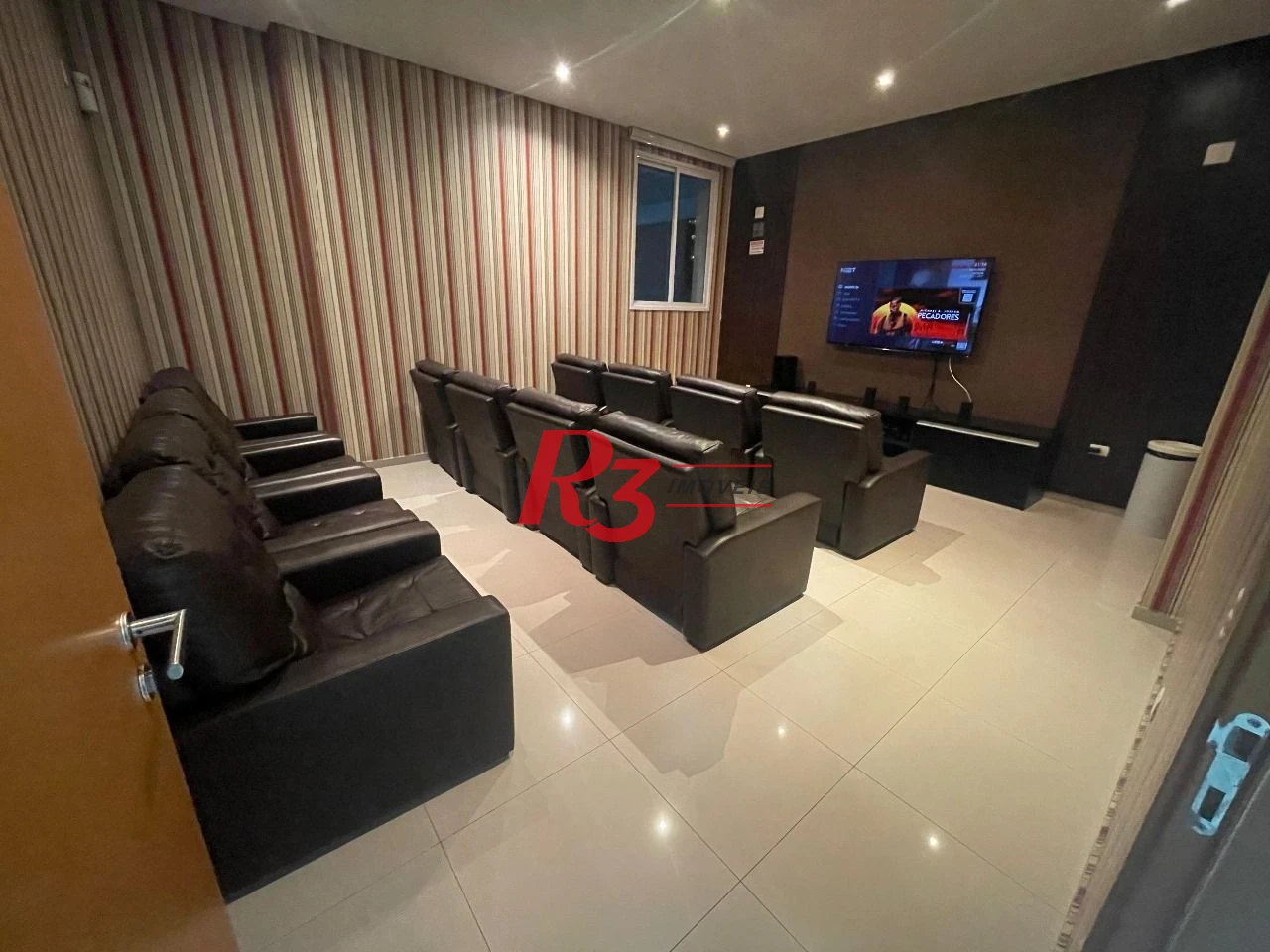 Apartamento com 3 dormitórios à venda, 129 m² por R$ 2.235.000,00 - Aparecida - Santos/SP