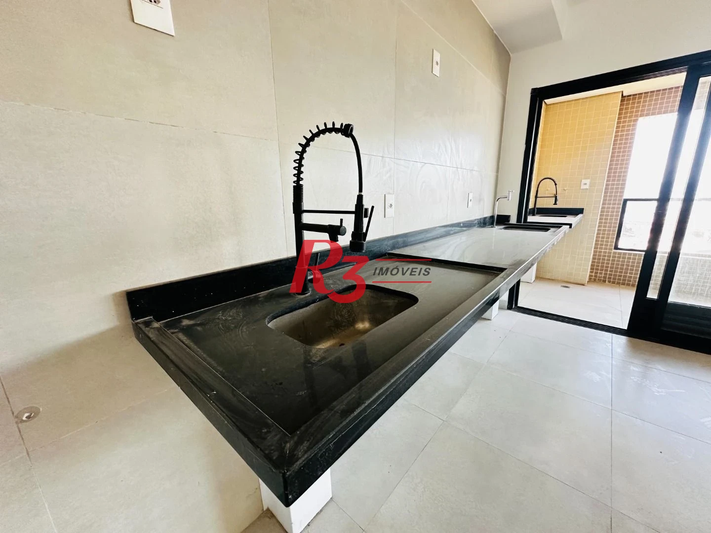 Apartamento com 2 dormitórios para alugar, 65 m² por R$ 7.000,00/mês - Ponta da Praia - Santos/SP