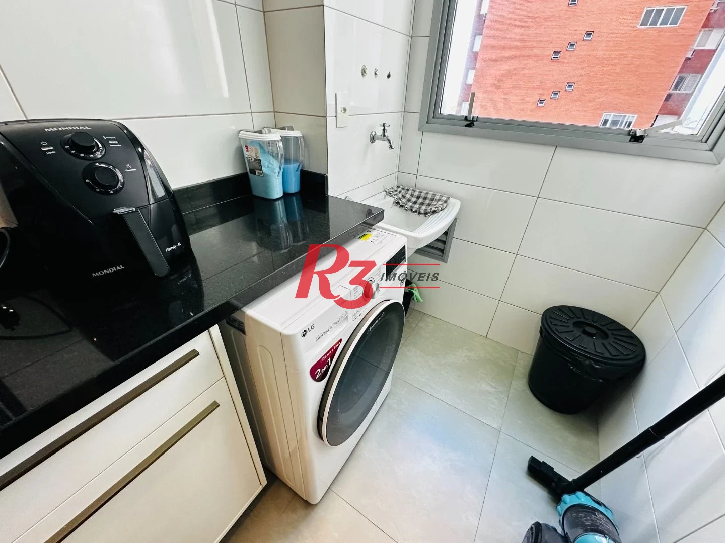 Apartamento com 1 dormitório à venda, 46 m² por R$ 750.000,00 - Boqueirão - Santos/SP