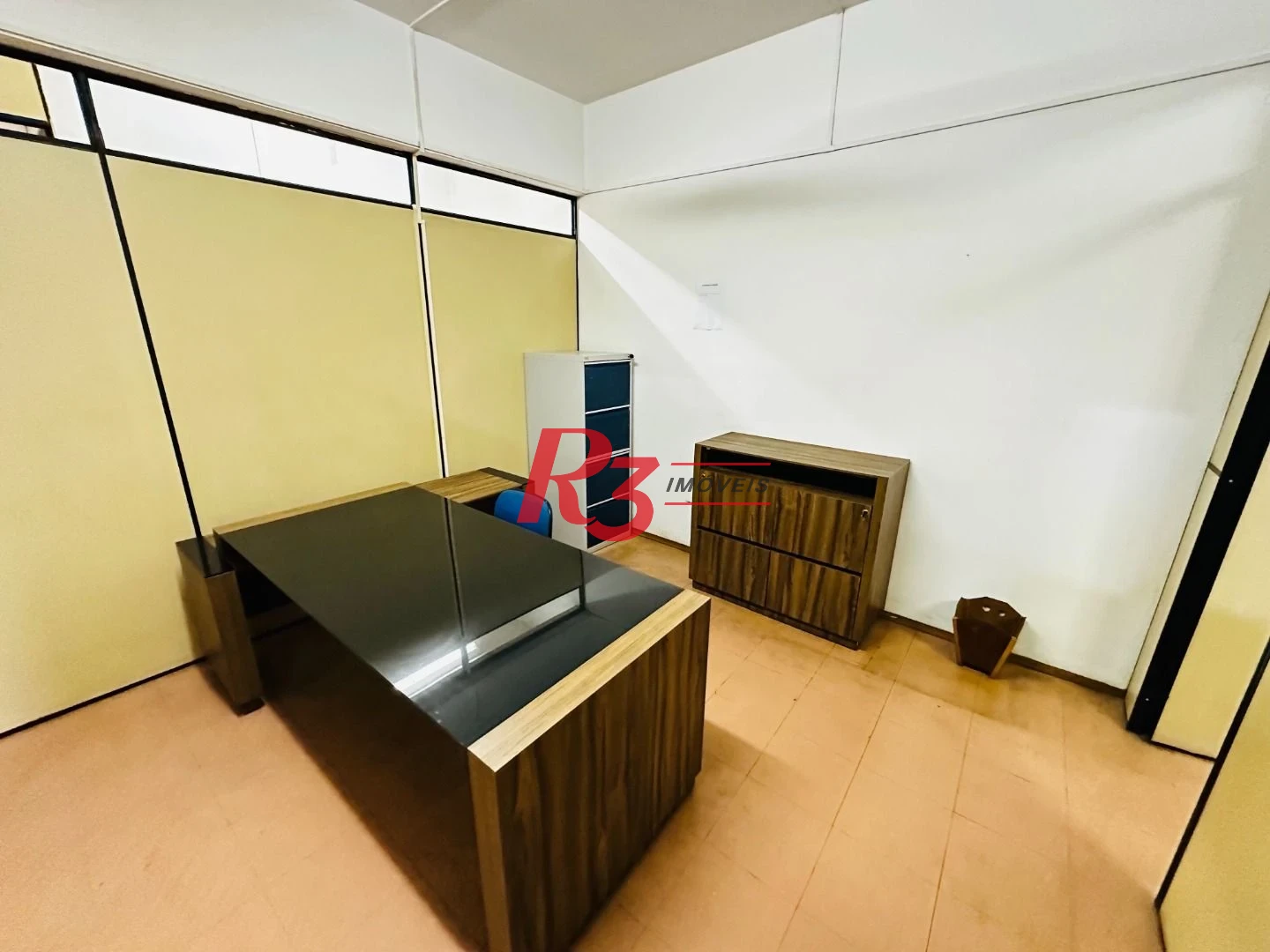Prédio para alugar, 600 m² - Paquetá - Santos/SP
