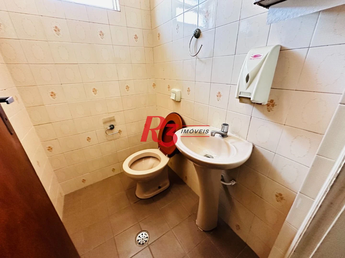 Prédio para alugar, 600 m² - Paquetá - Santos/SP