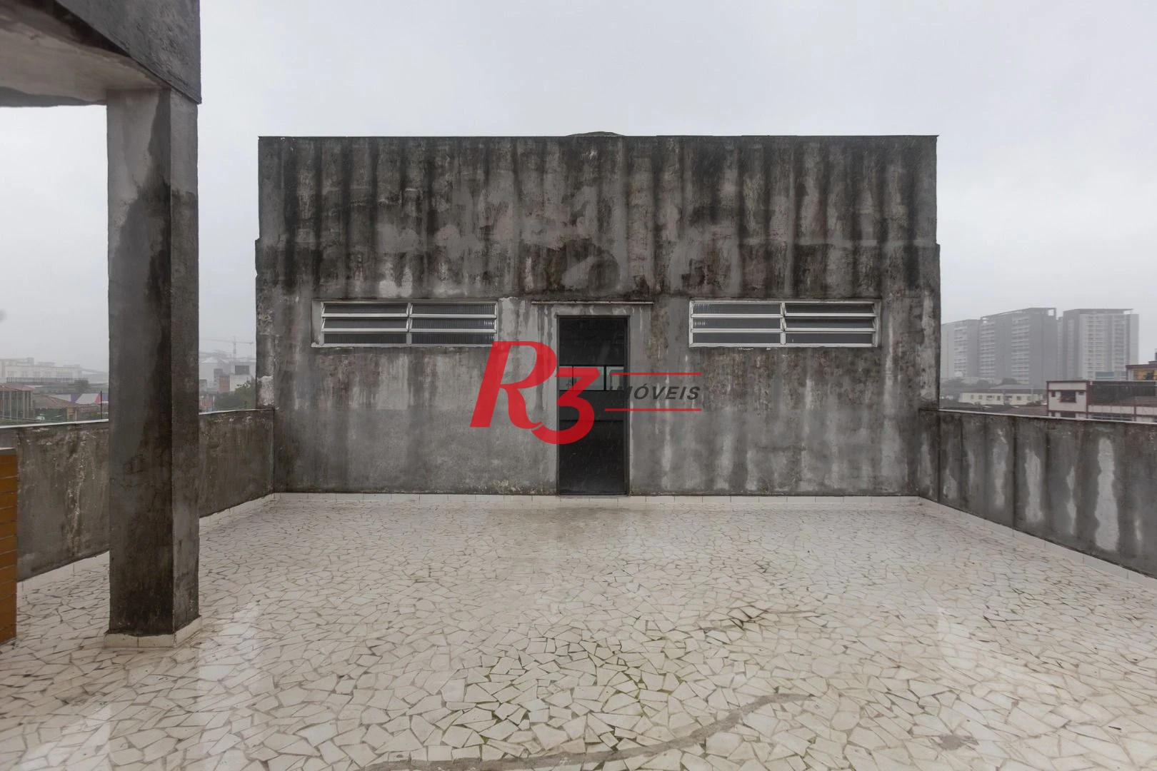 Prédio para alugar, 600 m² - Paquetá - Santos/SP